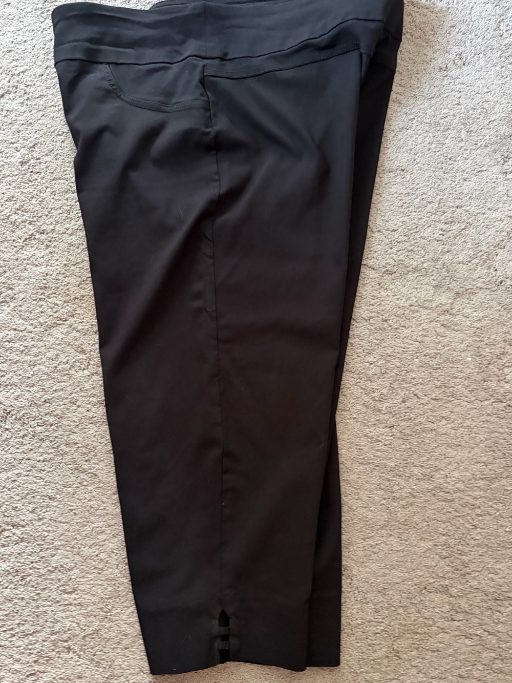 Ruby Rd. Black Stretch capri - Picture 2 of 3